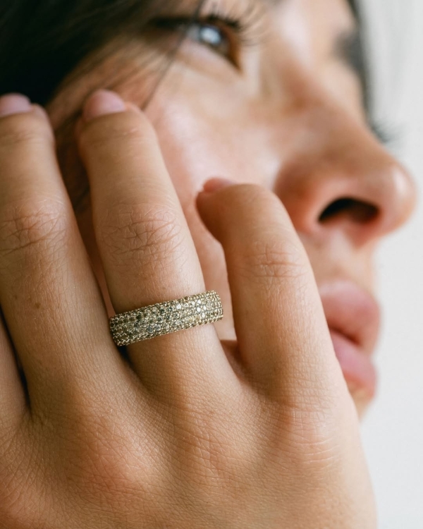 25 Best Famous Jewelry Brands | Top of the Most Expensive, High End Jewelry | Popular, Trendy Brands