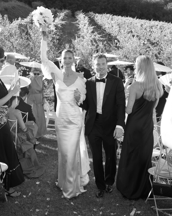 A Danielle Frankel Bride’s Tuscan Wedding in a Medieval Castle