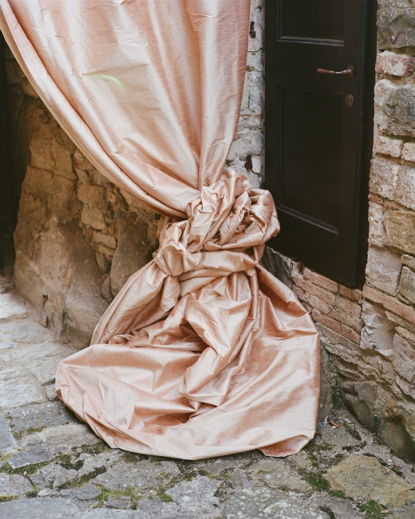A Danielle Frankel Bride’s Tuscan Wedding in a Medieval Castle