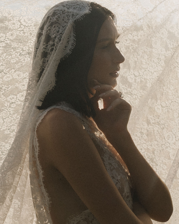 55 Must-Have Wedding Photos that Tell Your Love Story Perfectly