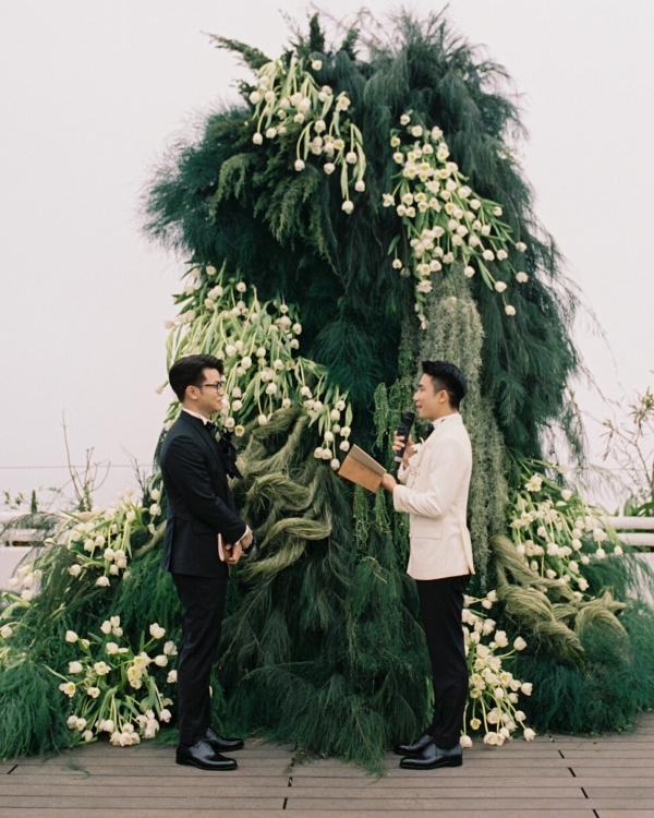 55 Must-Have Wedding Photos that Tell Your Love Story Perfectly