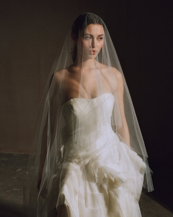 17 Best Makeup Artists in the UK | Famous, Professional MUA | Bridal Makeup in England | Wedding Beauty Artists