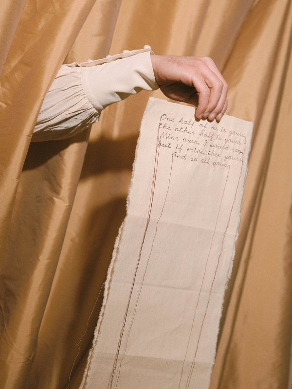 8 Heartfelt Tips for Writing Your Wedding Day Letter to the Groom