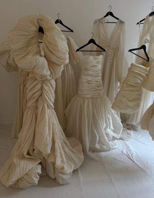 9 Genius Styling Hacks Bridal Stylists Swear By