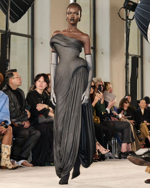 12 Chic Trends from Paris Couture Fall 2025 to Inspire Your Bridal Style