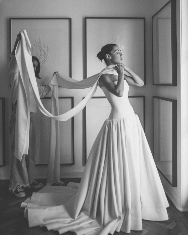 9 Genius Styling Hacks Bridal Stylists Swear By