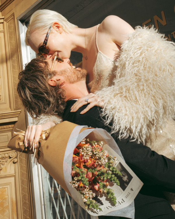 8 Fun, Stylish & Creative Engagement Announcement Ideas