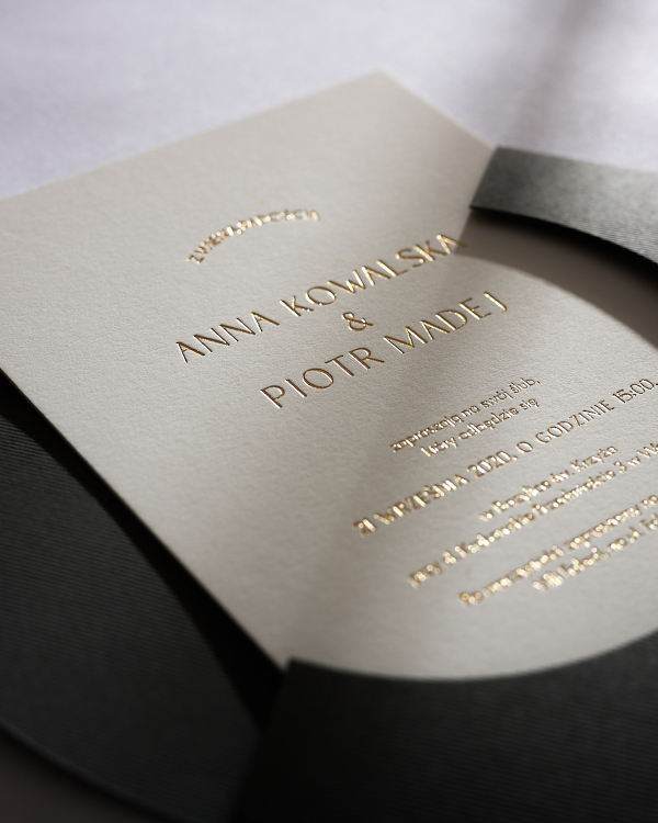 40 Wedding Stationery Ideas from Top Designers That Will Instantly Elevate Your Invitations