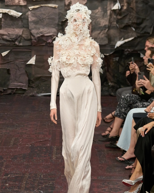 12 Chic Trends from Paris Couture Fall 2025 to Inspire Your Bridal Style