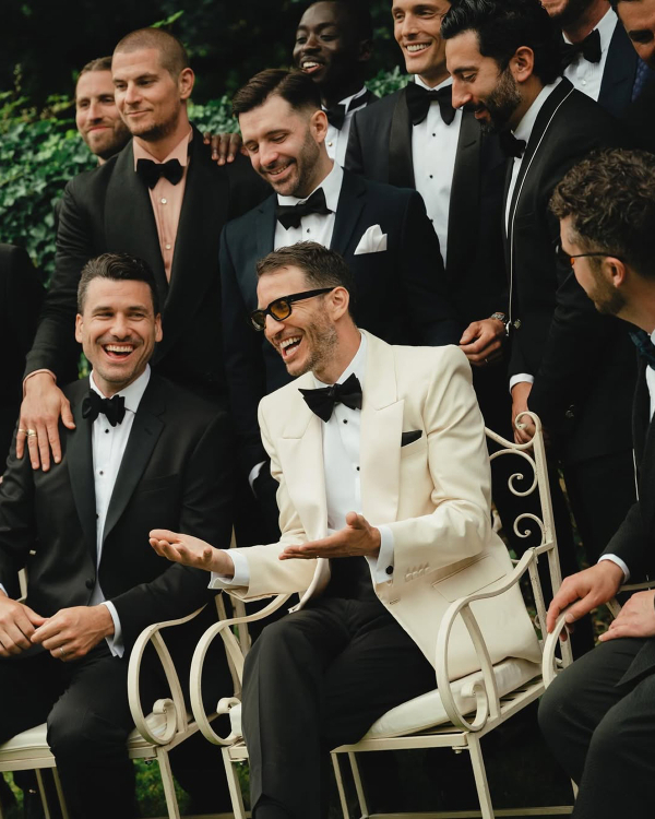 50 Must-Save Wedding Portrait Ideas for the Modern Groom
