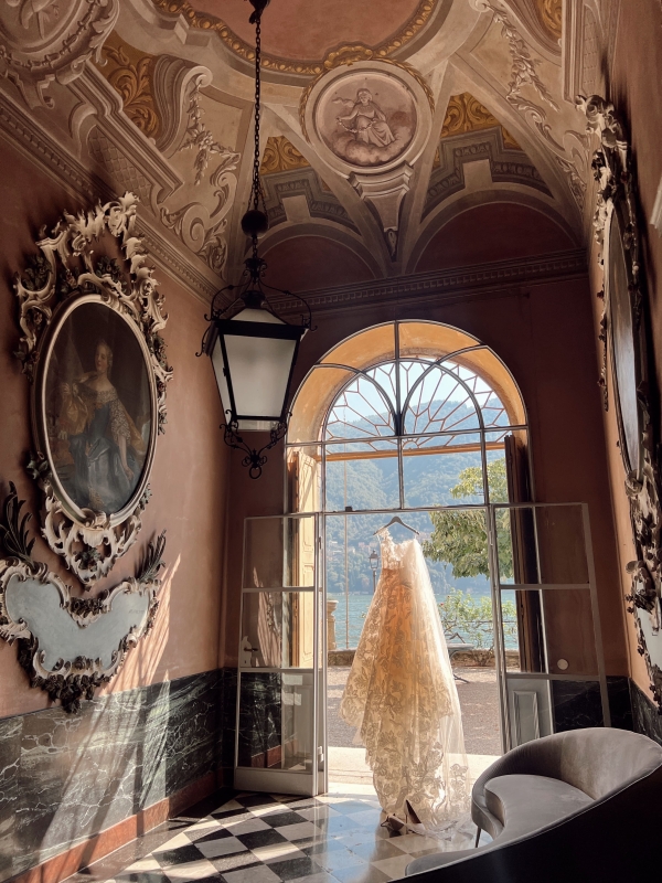 Content Creators Content for Brides