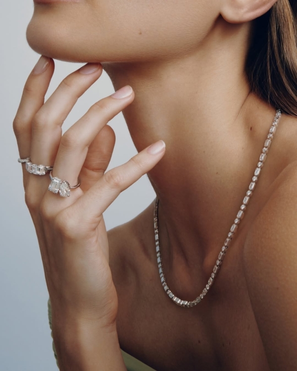 The Celebrity Go-To Jewelry Brand Making Lab-Grown Diamonds Glamorous