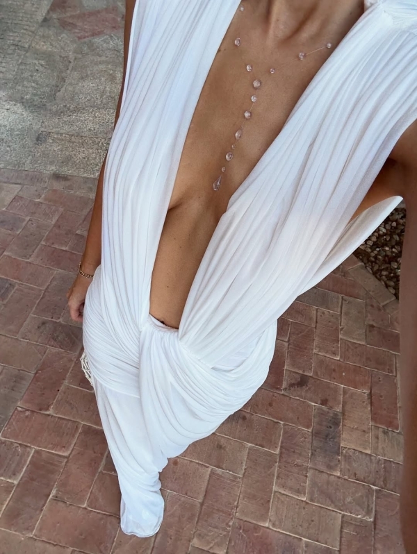 What Top Bridal Stylists Wish Brides Knew Before Finding the Dress