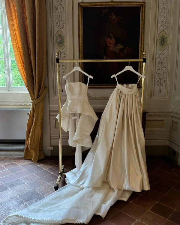 9 Genius Styling Hacks Bridal Stylists Swear By