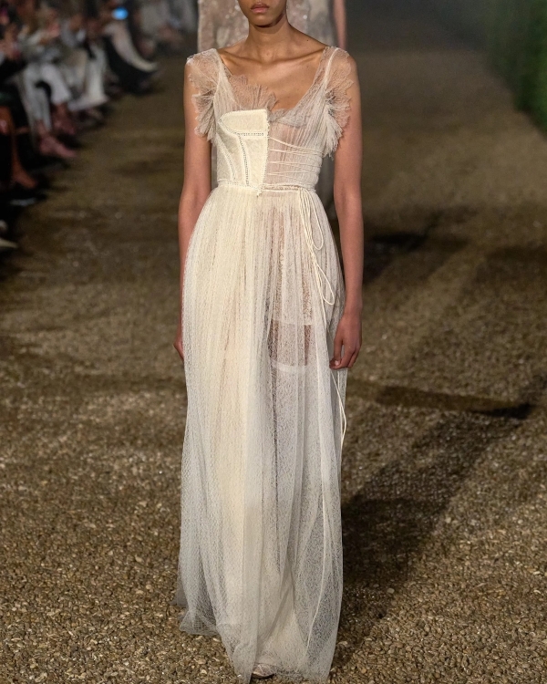 12 Chic Trends from Paris Couture Fall 2025 to Inspire Your Bridal Style