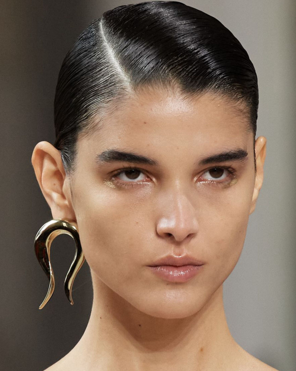 The Chicest Earrings to Match Every Wedding Dress Neckline & Hairstyle