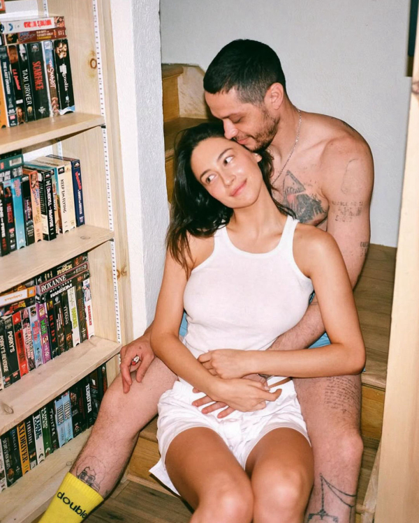 Baby on the Way! Pete Davidson’s Girlfriend Elsie Hewitt Confirms Pregnancy