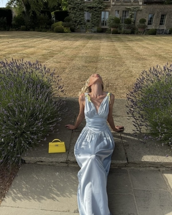 40 Chic Wedding Guest Dresses Perfect for a Destination Wedding in Europe