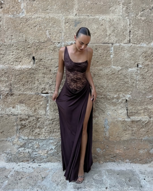 40 Chic Wedding Guest Dresses Perfect for a Destination Wedding in Europe