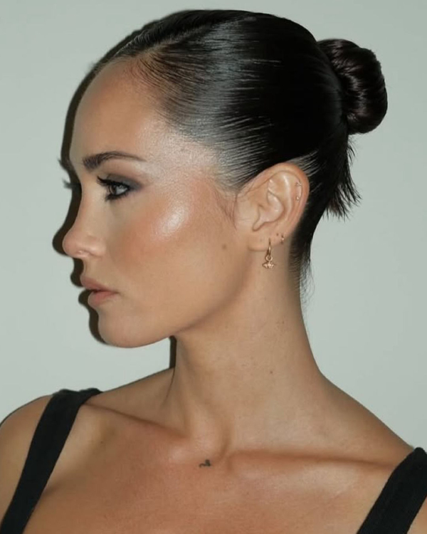 17 Best Makeup Artists in the UK | Famous, Professional MUA | Bridal Makeup in England | Wedding Beauty Artists