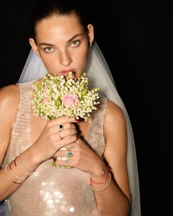 9 Stylish Bouquet Trends We're Loving for Brides Right Now