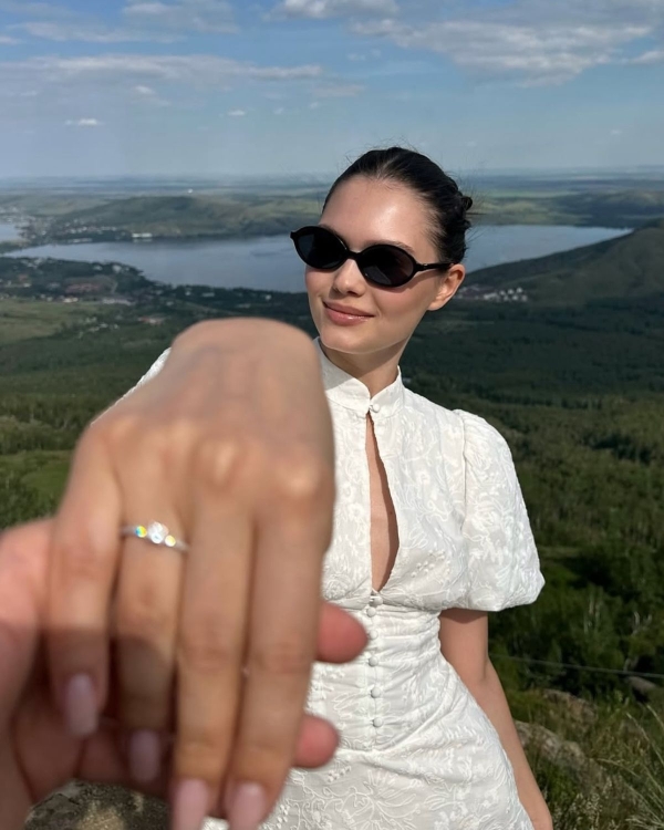 8 Fun, Stylish & Creative Engagement Announcement Ideas