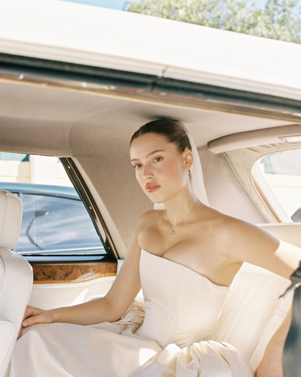 55 Must-Have Wedding Photos that Tell Your Love Story Perfectly