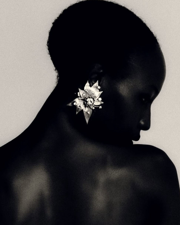 The Chicest Earrings to Match Every Wedding Dress Neckline & Hairstyle