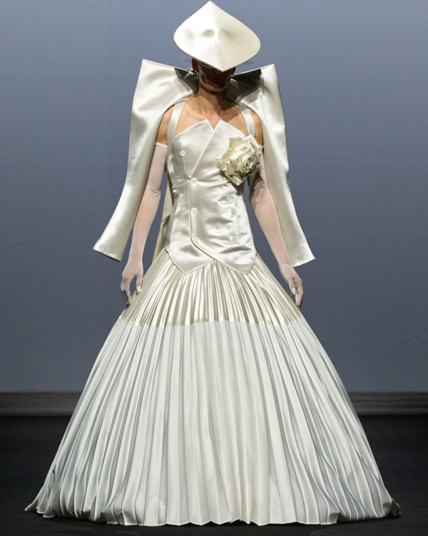 12 Chic Trends from Paris Couture Fall 2025 to Inspire Your Bridal Style