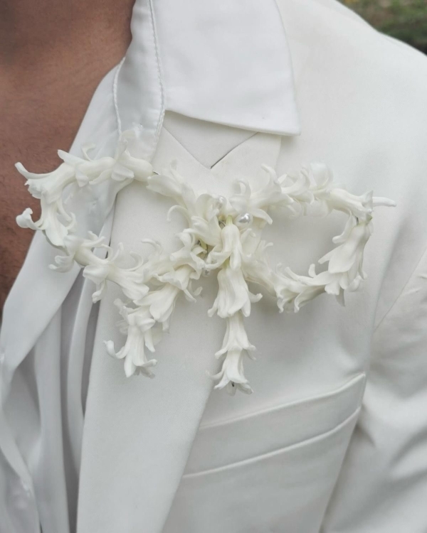 30 Cool Boutonnière Ideas for Grooms That Are Anything But Boring