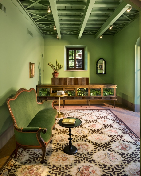 Planning a Wedding in Tuscany? Discover Why Il Borgo di Vignamaggio is the Dream Venue