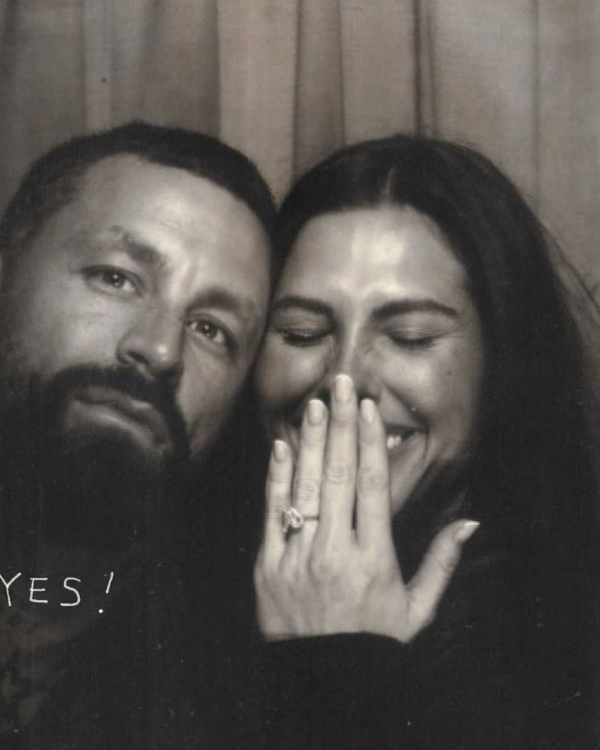 8 Fun, Stylish & Creative Engagement Announcement Ideas