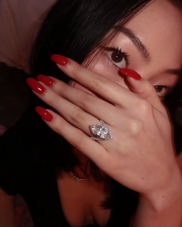 8 Fun, Stylish & Creative Engagement Announcement Ideas