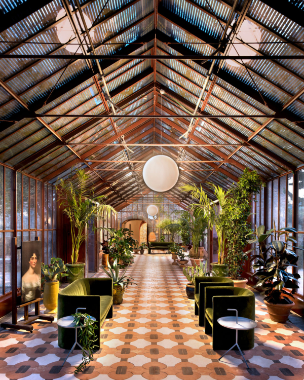 Planning a Wedding in Tuscany? Discover Why Il Borgo di Vignamaggio is the Dream Venue