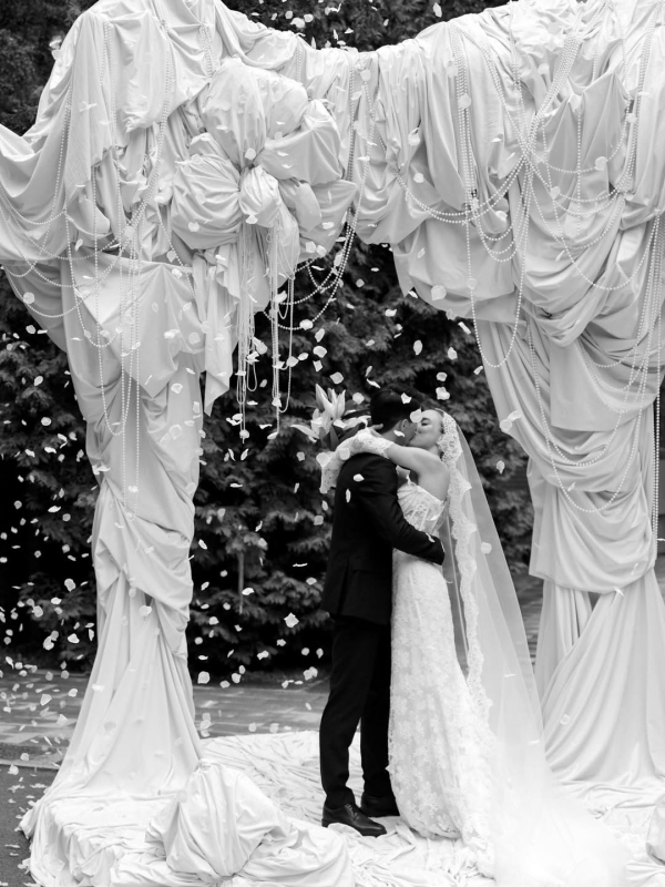 7 Game-Changing AI Tools to Simplify & Elevate Your Wedding Planning