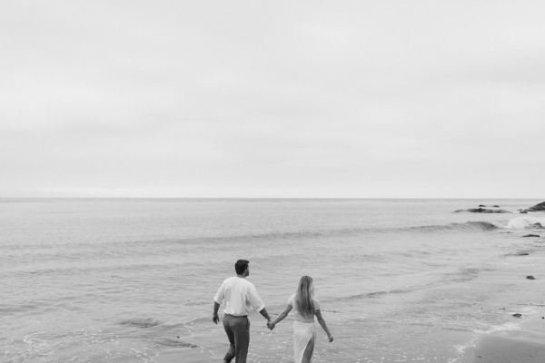 Chic pre-wedding shoot in Santa-Barbara