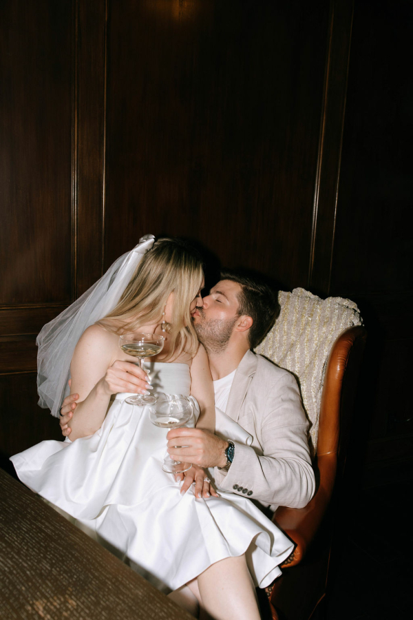 Chic pre-wedding shoot in Santa-Barbara