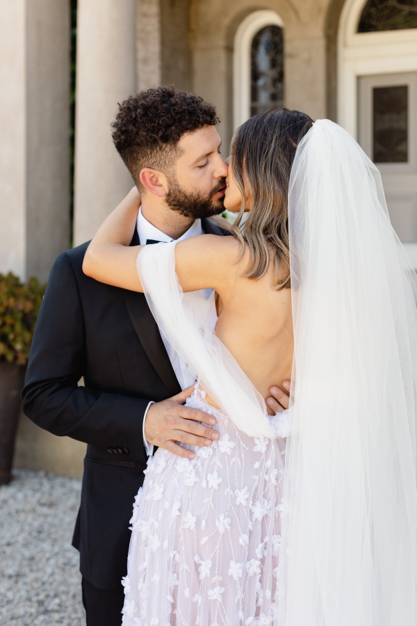 Elegant Wedding of Therese & Daniel on the Plains of Barun | Outdoor Travel-Ispired Wedding Venues of Melbourne