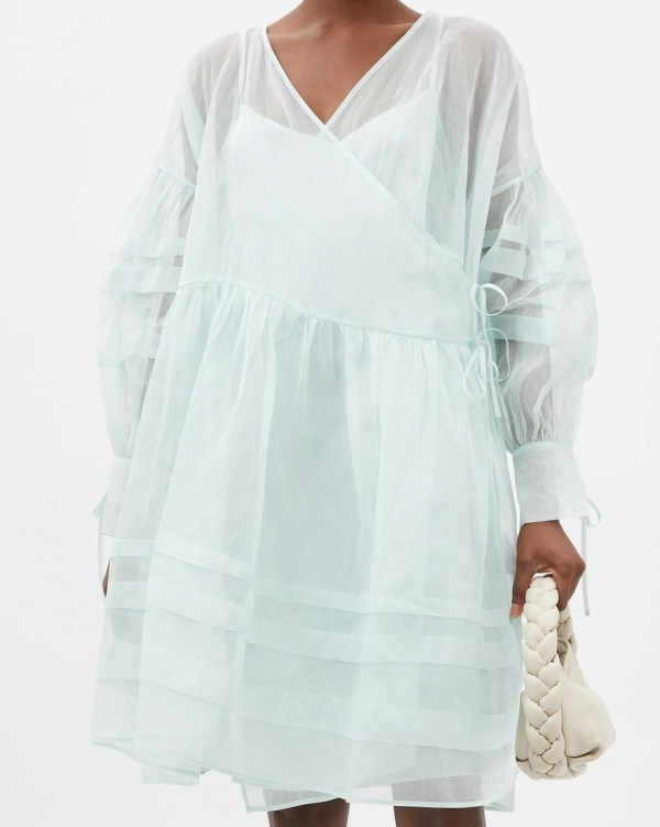 Top 12 Summer Maternity Dresses For a Wedding Guest | What to Wear to a Wedding When Pregnant