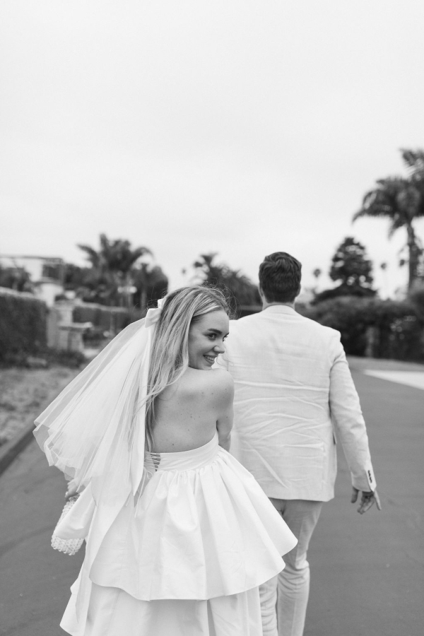Chic pre-wedding shoot in Santa-Barbara