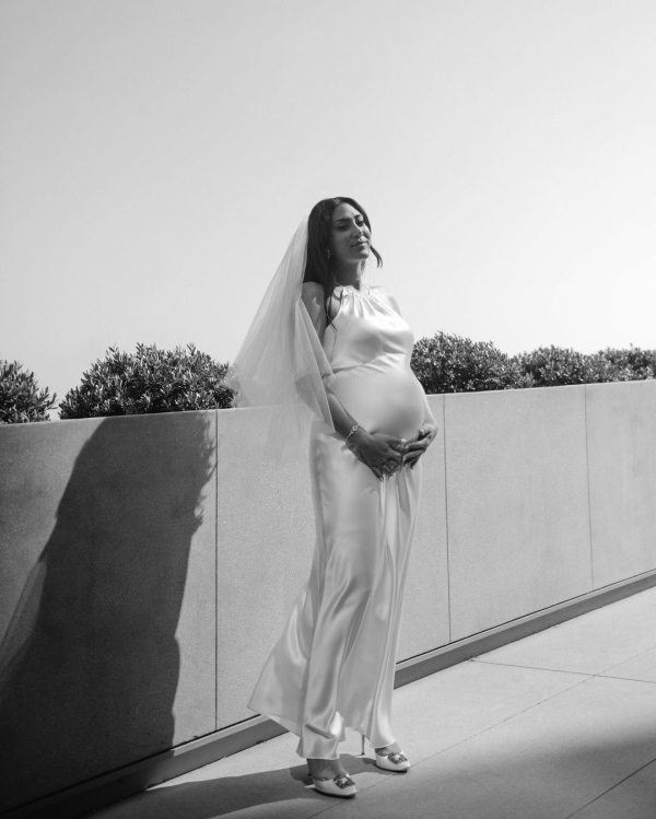 Top 21 Maternity Wedding Dress for Brides | Bridal Maternity Dresses | For Pregnant Bride | 6, 7 Months