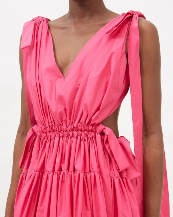 Top 12 Summer Maternity Dresses For a Wedding Guest | What to Wear to a Wedding When Pregnant