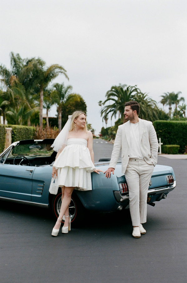 Chic pre-wedding shoot in Santa-Barbara