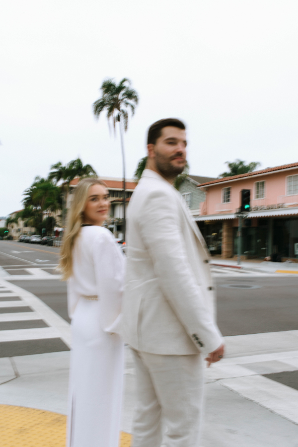 Chic pre-wedding shoot in Santa-Barbara