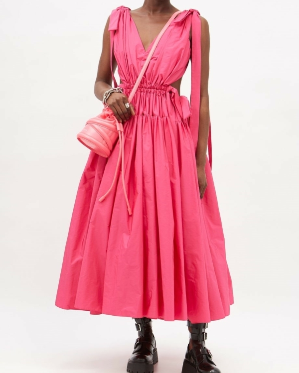 Top 12 Summer Maternity Dresses For a Wedding Guest | What to Wear to a Wedding When Pregnant