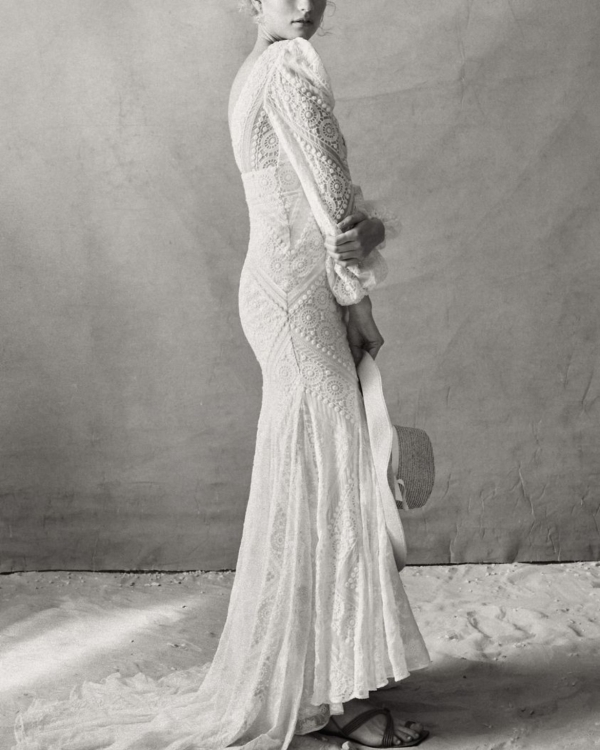 Lace wedding dress
