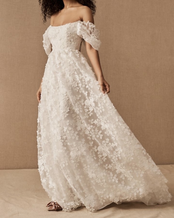 Lace wedding dress