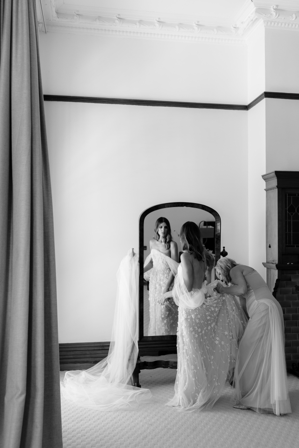 Elegant Wedding of Therese & Daniel on the Plains of Barun | Outdoor Travel-Ispired Wedding Venues of Melbourne