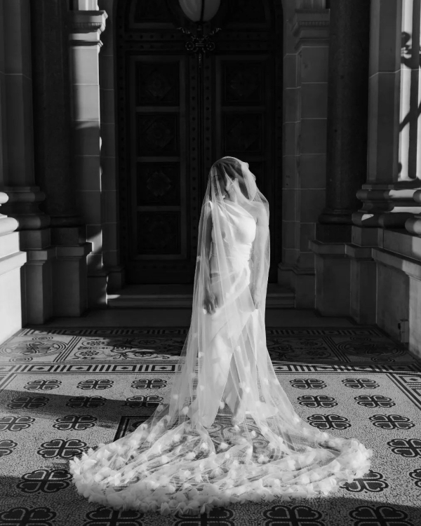 15 Best Wedding Photographers in Australia | Australian Professional Photography | TOP Luxury Bridal Photographers