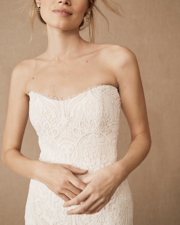 Lace wedding dress